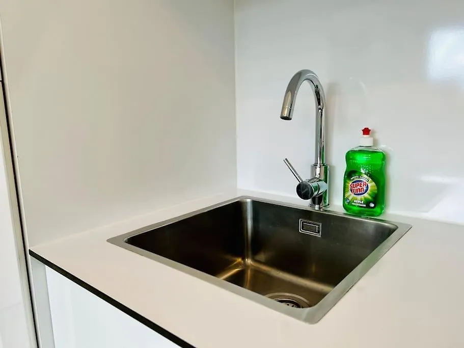 Stylish Modern Flat With Garden Lägenhet Wien 0*,  Österrike