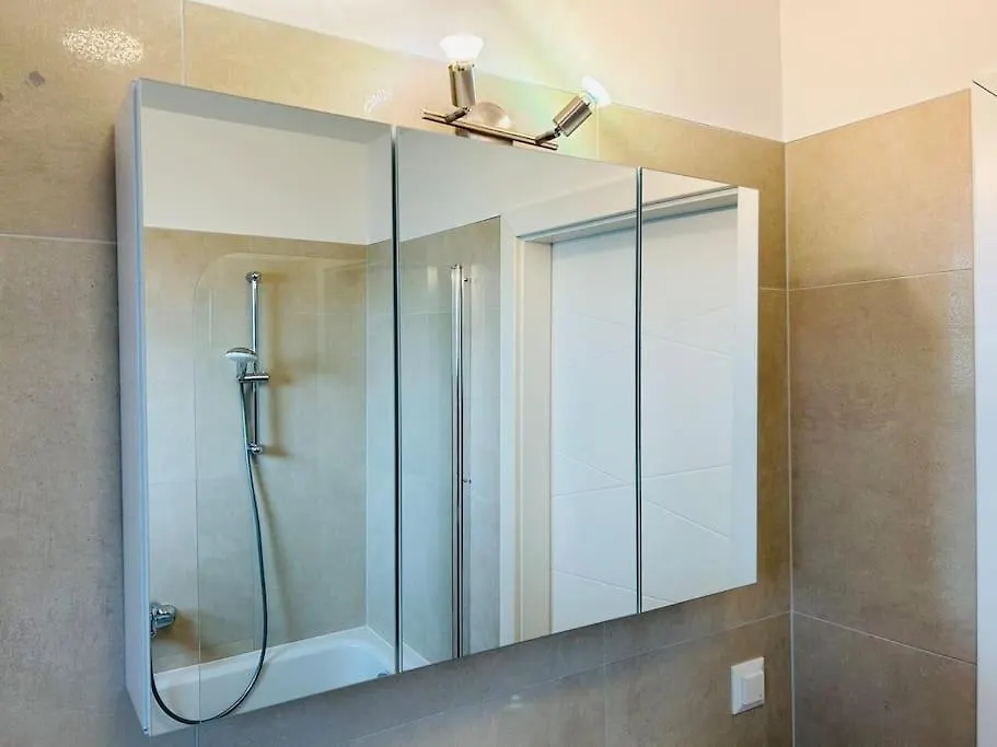 Stylish Modern Flat With Garden Lägenhet Wien